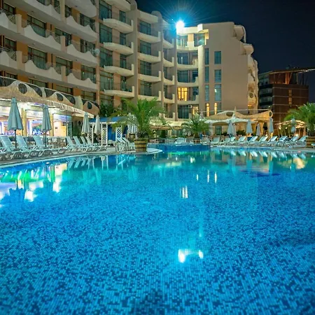 Hotel apartamentowy Grenada - Menada 2*