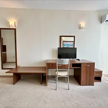 Aparthotel Grenada - Menada