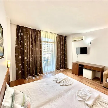 Grenada - Menada Aparthotel