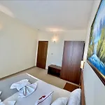Hotel apartamentowy Grenada - Menada Słoneczny Brzeg