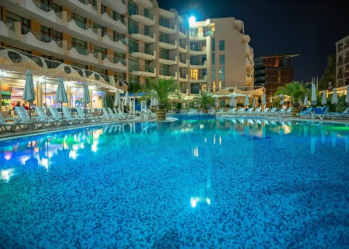 Aparthotel Grenada - Menada 2*