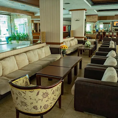 Grenada - Menada 2* サニービーチ