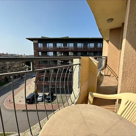 Grenada - Menada アパートホテル サニービーチ